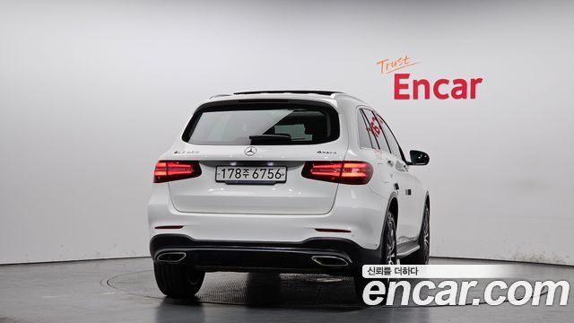Mercedes-Benz GLC-Class (X253) GLC300 4MATIC AMG Line 2019 — фото 4