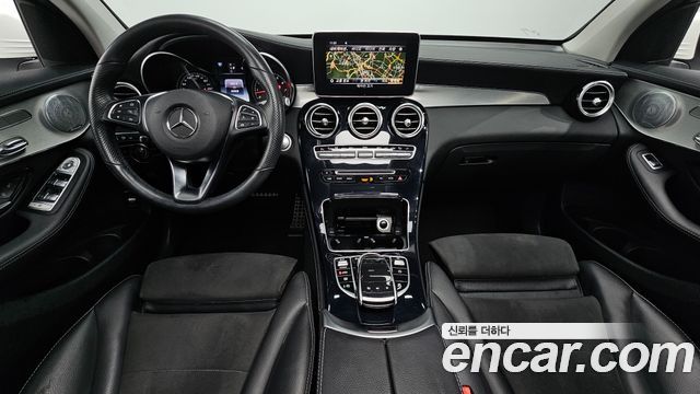 Mercedes-Benz GLC-Class (X253) GLC300 4MATIC AMG Line 2019 — фото 7