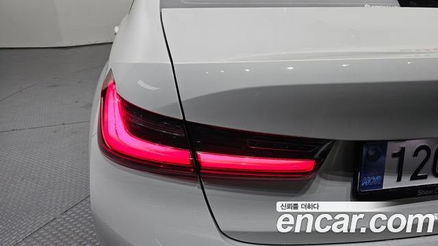 BMW 3 Series (G20) 320d Luxury 2022 — фото 23