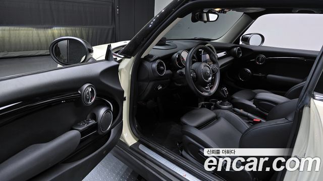 MINI Cooper S HIGH 3rd 2020 — фото 10