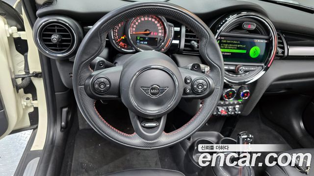 MINI Cooper S HIGH 3rd 2020 — фото 15