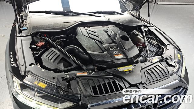 Audi A8 (D5) 55 TFSI Quattro LWB 2020 — фото 6