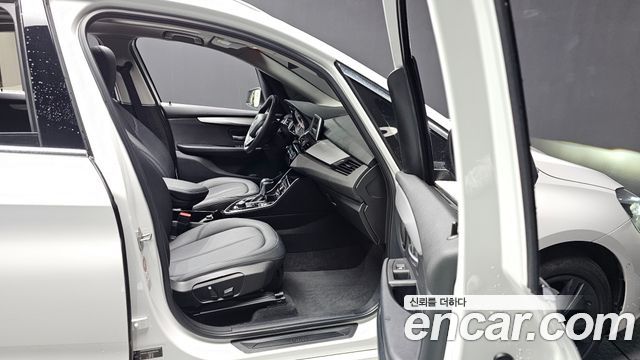 BMW 2 Series Active Tourer (F45) Joy 2016 — фото 11