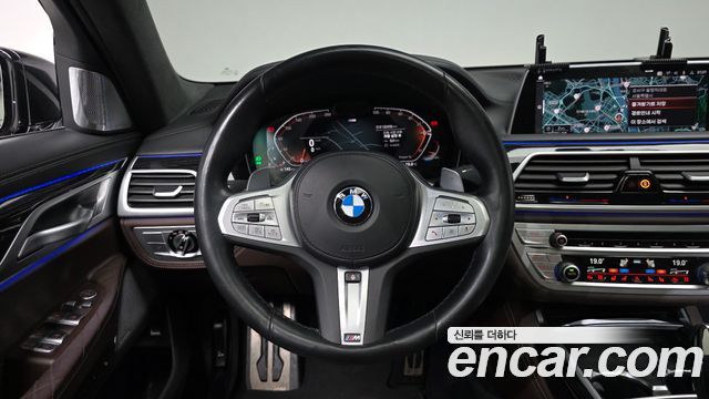 BMW 7 Series (G11) 730Ld xDrive M Sport 2022 — фото 12