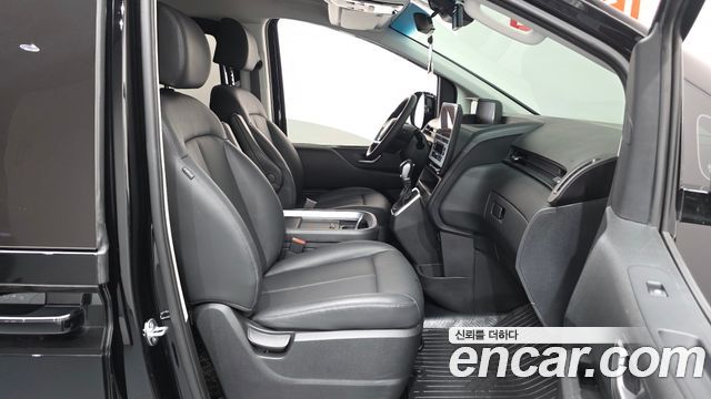 Hyundai Staria Cargo 5-Seater Modern 2024 — фото 26