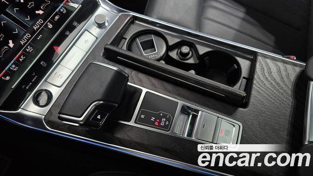 Audi A6 (C8) 45 TFSI Quattro Premium 2021 — фото 9