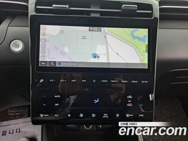 Hyundai Tucson (NX4) Gasoline 1.6 Turbo 4WD Inspiration 2022 — фото 6