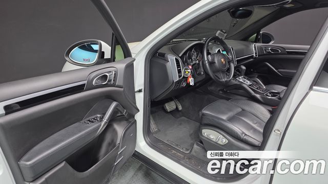 Porsche Cayenne 4.2 S Diesel 958 2014 — фото 10