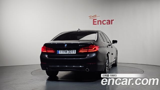 BMW 5 Series (G30) 520i Luxury 2018 — фото 4
