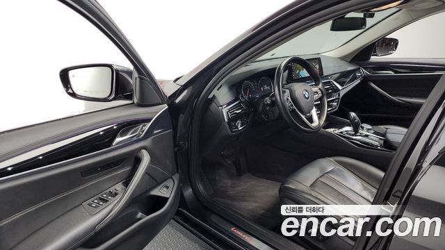 BMW 5 Series (G30) 520i Luxury 2018 — фото 10