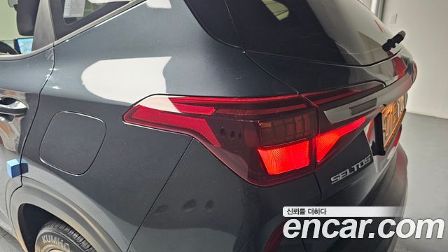 Kia Seltos Gasoline 1.6 Turbo 2WD Prestige 2022 — фото 23