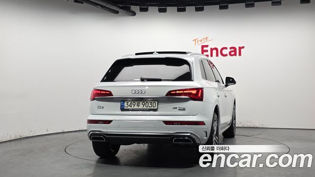 Audi Q5 (FY) 45 TFSI Quattro Premium 2022 — фото 4