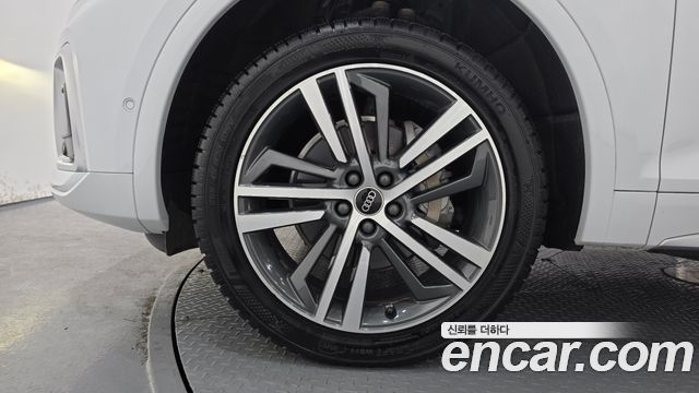 Audi Q5 (FY) 45 TFSI Quattro Premium 2022 — фото 5
