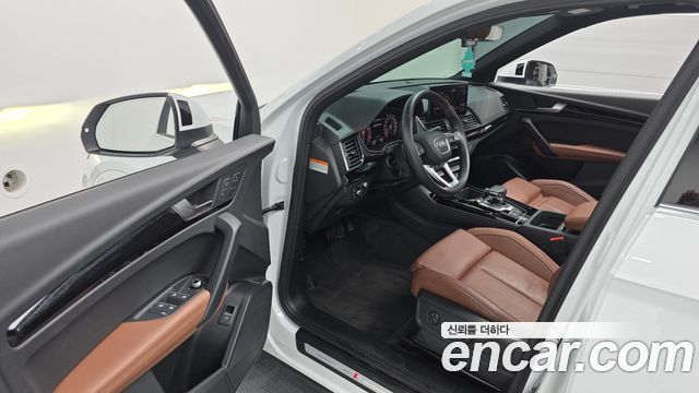 Audi Q5 (FY) 45 TFSI Quattro Premium 2022 — фото 10