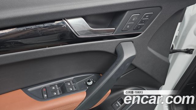 Audi Q5 (FY) 45 TFSI Quattro Premium 2022 — фото 14
