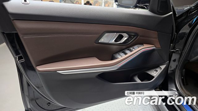 BMW 3 Series (G20) 320i Luxury 2022 — фото 24