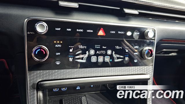 Genesis GV80 Coupe 2.5T Gasoline AWD 2025 — фото 30