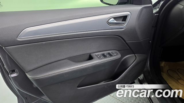 Renault Korea XM3 1.6 GTe RE 2023 — фото 30