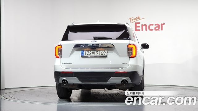 Ford Explorer (VI) 3.3 Hybrid 2022 — фото 4