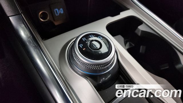 Ford Explorer (VI) 3.3 Hybrid 2022 — фото 9