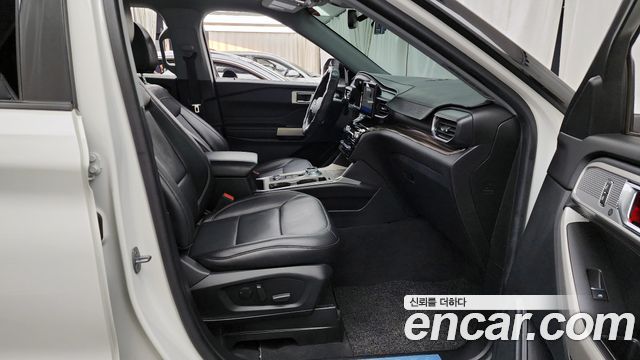 Ford Explorer (VI) 3.3 Hybrid 2022 — фото 11
