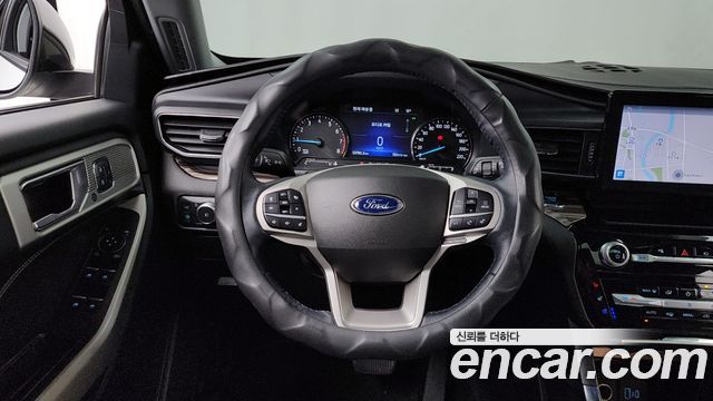 Ford Explorer (VI) 3.3 Hybrid 2022 — фото 13