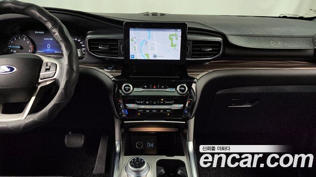 Ford Explorer (VI) 3.3 Hybrid 2022 — фото 14