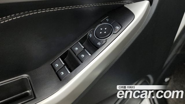 Ford Explorer (VI) 3.3 Hybrid 2022 — фото 30