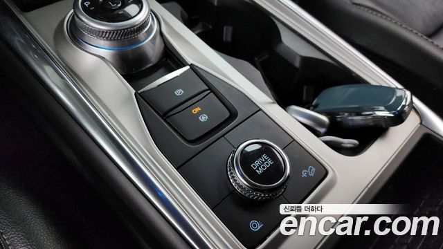 Ford Explorer (VI) 3.3 Hybrid 2022 — фото 33