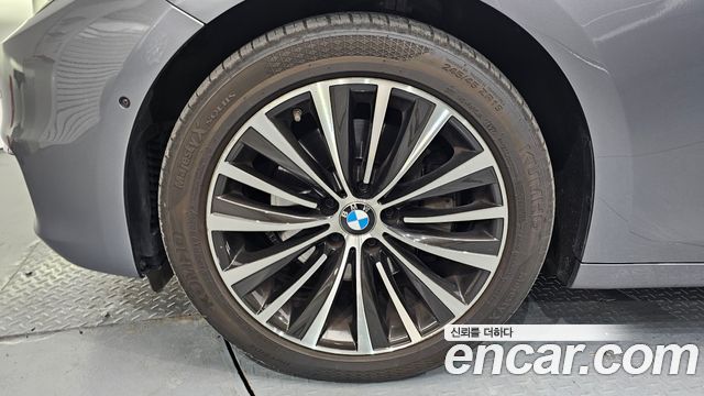 BMW 5 Series GT (F07) GT 30d xDrive 2016 — фото 5