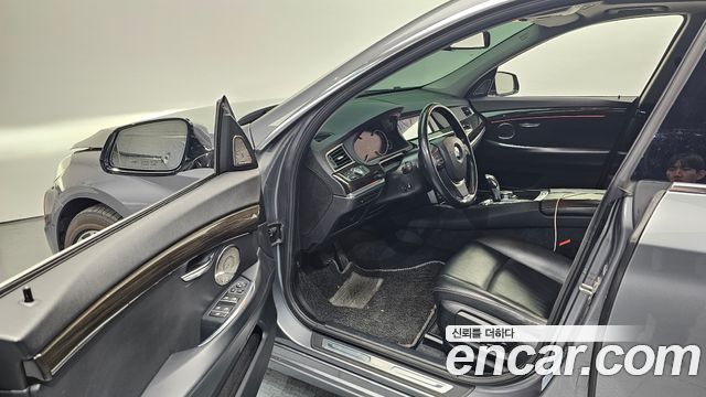 BMW 5 Series GT (F07) GT 30d xDrive 2016 — фото 10