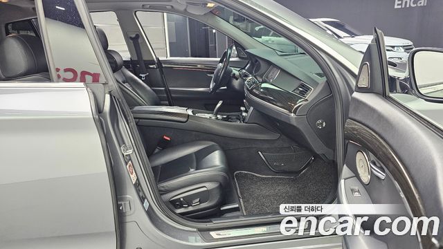 BMW 5 Series GT (F07) GT 30d xDrive 2016 — фото 15