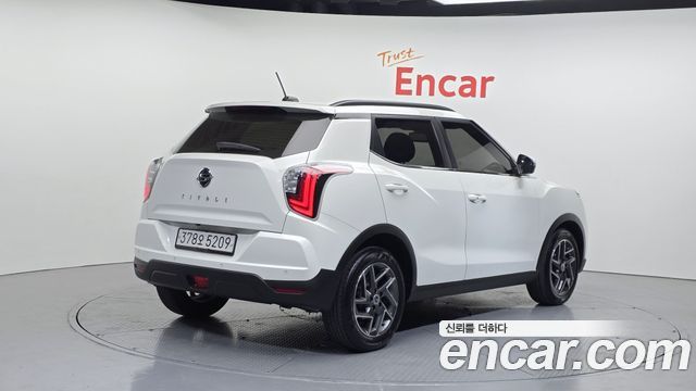 KG Mobility (SsangYong) Very New Tivoli Gasoline 1.5 2WD V3 2022 — фото 2