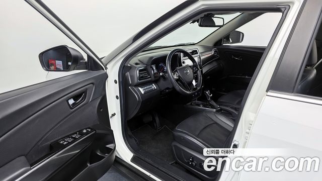 KG Mobility (SsangYong) Very New Tivoli Gasoline 1.5 2WD V3 2022 — фото 10