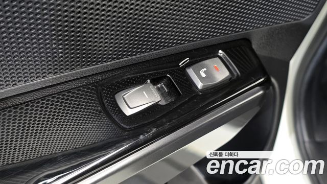 KG Mobility (SsangYong) Very New Tivoli Gasoline 1.5 2WD V3 2022 — фото 13