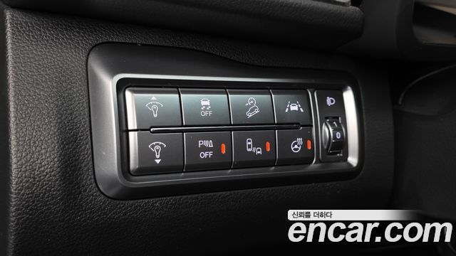 KG Mobility (SsangYong) Very New Tivoli Gasoline 1.5 2WD V3 2022 — фото 19