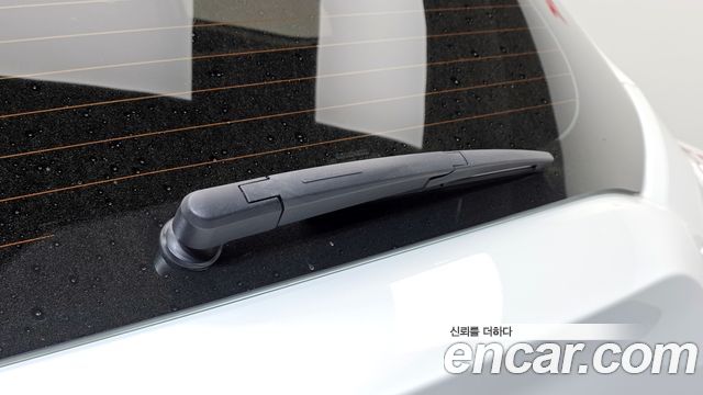 KG Mobility (SsangYong) Very New Tivoli Gasoline 1.5 2WD V3 2022 — фото 30
