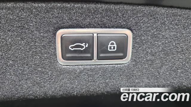 Genesis G90 (RS4) Gasoline 3.5 Turbo e-S/C AWD 2023 — фото 18