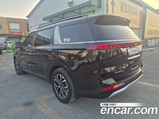 Kia Carnival (IV) Diesel 11-Seater Prestige 2023 — фото 6