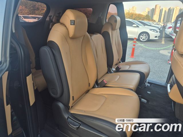 Kia Carnival (IV) Diesel 11-Seater Prestige 2023 — фото 17
