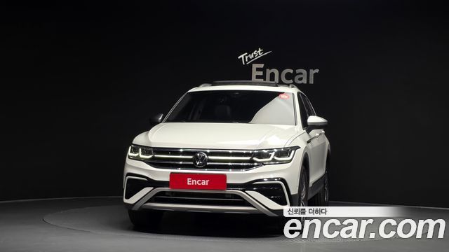 Volkswagen Tiguan Allspace 2.0 TSI Prestige 2024 — фото 3