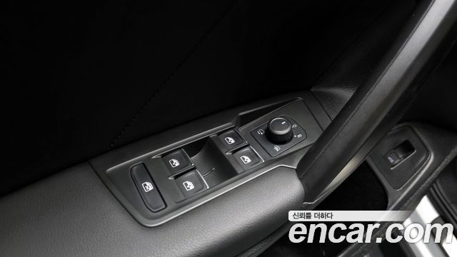 Volkswagen Tiguan Allspace 2.0 TSI Prestige 2024 — фото 34