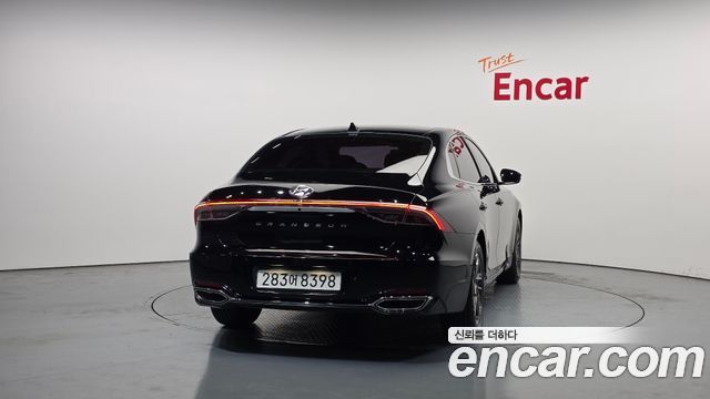 Hyundai Grandeur (IG) 2.5 Premium Choice 2021 — фото 4