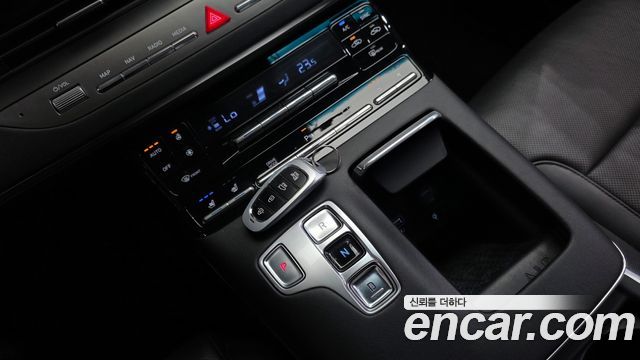 Hyundai Grandeur (IG) 2.5 Premium Choice 2021 — фото 9