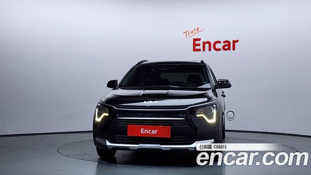 Kia Niro Prestige 2022 — фото 3