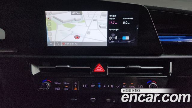 Kia Niro Prestige 2022 — фото 13