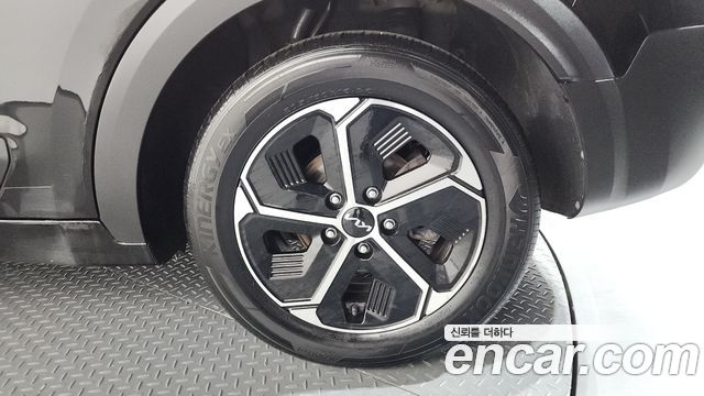 Kia Niro Prestige 2022 — фото 21