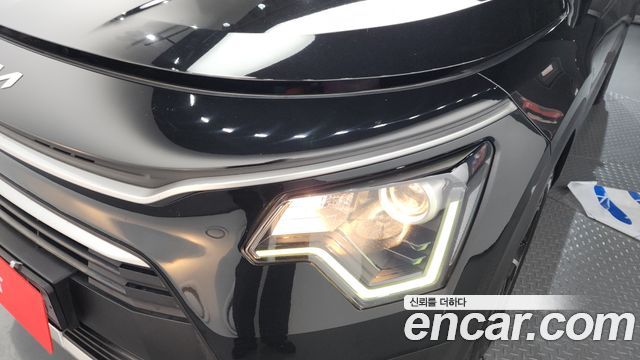 Kia Niro Prestige 2022 — фото 22