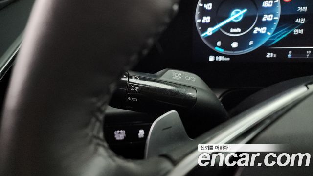 Kia Niro Prestige 2022 — фото 29