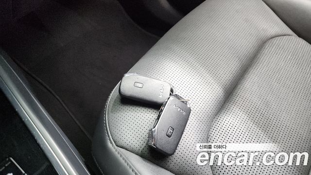 Kia Niro Prestige 2022 — фото 32
